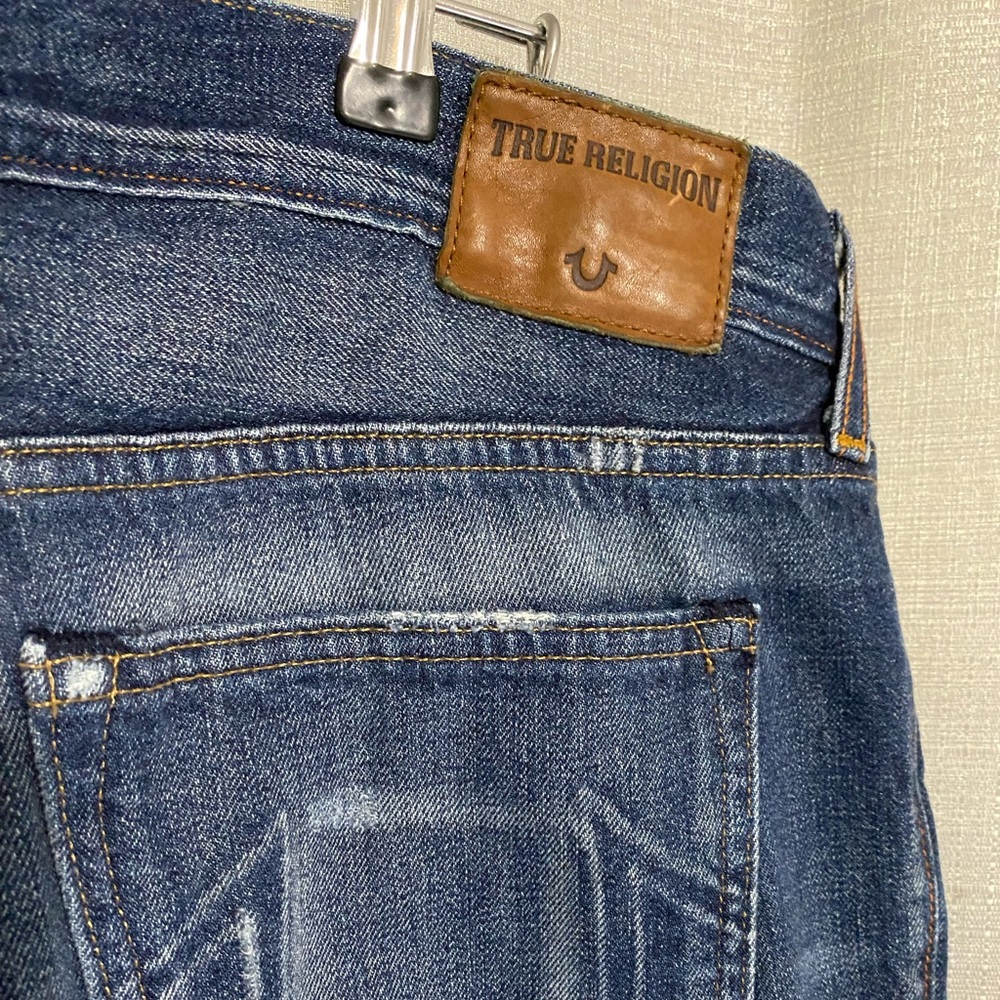 Men’s True Religion Light Distress Gold Stitch Jeans